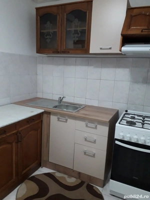 inchiriez apartament 3 camere, decomandat, 70mp, zona Nicolina 2 - imagine 8