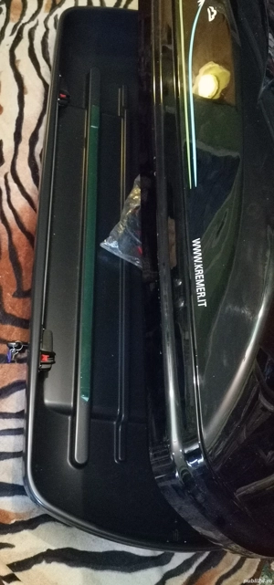 Cutie porbagaj pe auto.  - imagine 4