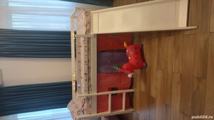 Pat supraetajat pentru copii cu tobogan si loc de joacă