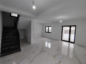 Duplex modern - separat prin camera tehnica - teren generos. - imagine 2