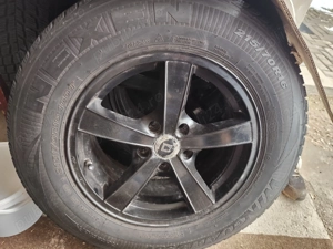 Vând jante cu cauciucuri 