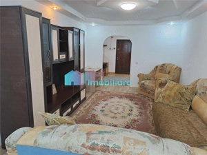 Apartament 3 camere semidecomandate Marasesti