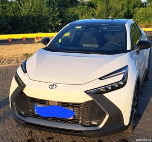 Toyota C-HR Propietar de noua 9500km - imagine 4