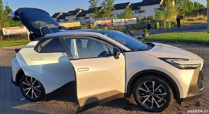 Toyota C-HR Propietar de noua 9500km - imagine 2