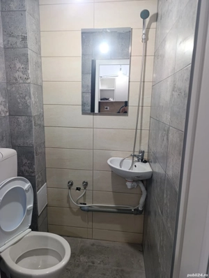 închiriez garsonieră  - imagine 6