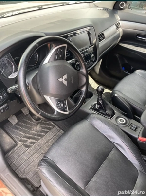 Mitsubishi Outlander 4x4 - imagine 5