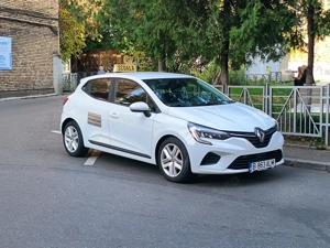 Cautam Instructor Auto pentru Categoria B - imagine 3