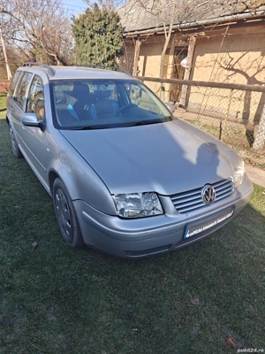 Vând Volksvagen Bora 2002 - imagine 2