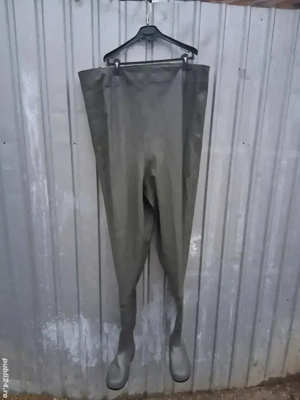 pantaloni de pescuit