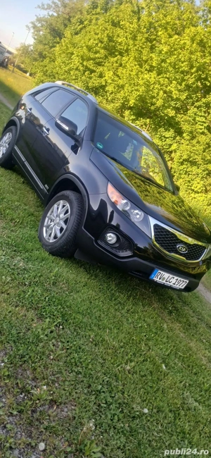 Vand Kia Sorento  - imagine 2