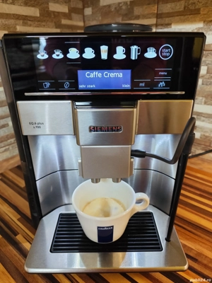 Aparat de cafea cu boabe EQ.6 s 700