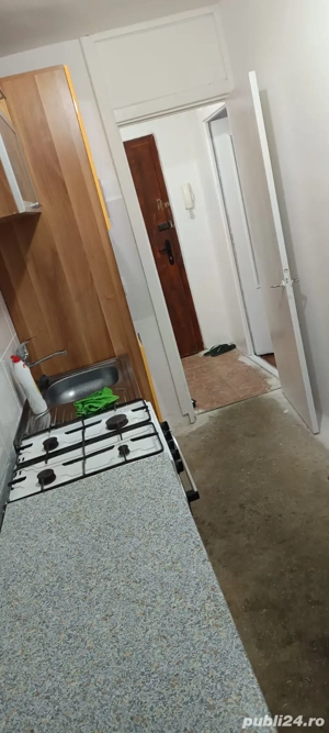 Proprietar inchiriez apartament 1 camera zona Bucovina - imagine 6