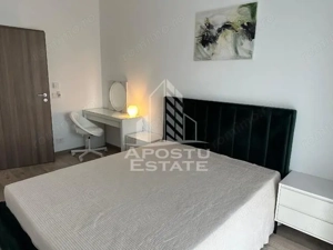 Apartament cu 3 camere, 2 bai, loc de parcare, bloc nou, zona Soarelui - imagine 2