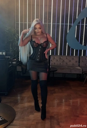 Doar la Hotel! Blonda de lux cu poze reale!