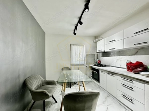 Apartament spatios cu 4 camere | Renovat | Zona Bucovina - imagine 6