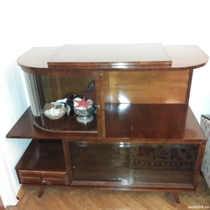 mobila vintage, clasica  furnir lemn natural