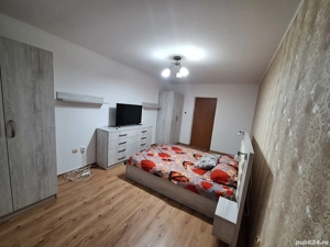 Închiriez apartament zona Calea Moldovei,parcare inclusă - imagine 2