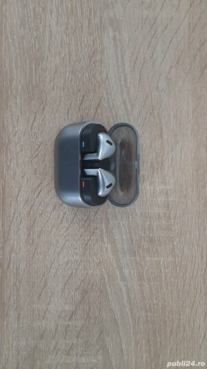 Vând căști wireless Galaxy Buds 3