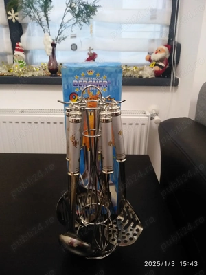 Set piese de bucatarie cu stativ - inox 6 piese