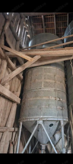 Vând Siloz Ventilare Cereale 