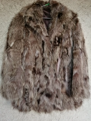 Vand haina de blana naturala, marimea 48.