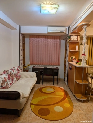 Închiriez apartament 3 camere Voluntari