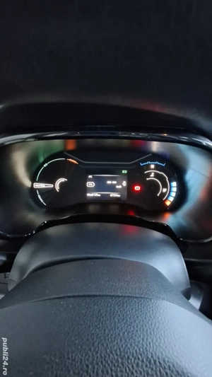 Vând Dacia Spring - imagine 2