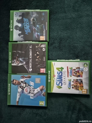 Vând consolă XBOX ONE X