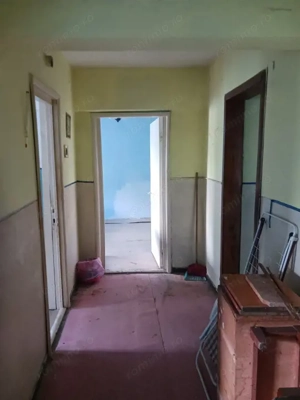 ZONA CENTRALA-2 CAMERE DECOMANDAT, ETAJ 4, NECESITA RENOVARE - imagine 4