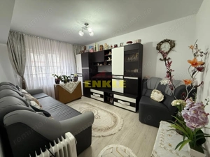 Vânzare garsonieră compartimentată în două camere