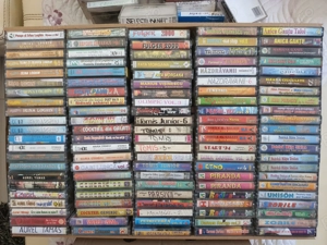 Casete Muzica populara Banat Ardeal Oltenia peste 1000 buc  - imagine 3