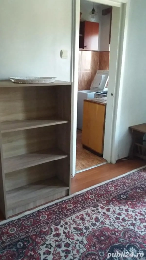 Inchiriez garsoniera zona Decebal-Sovata etaj 2