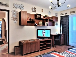 Proprietar inchiriez apartament 2 camere decomandat - imagine 2