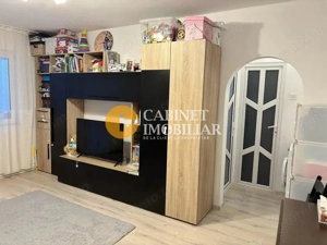 2 Camere Semidecomandat- etaj 2- Zona Alexandru cel Bun