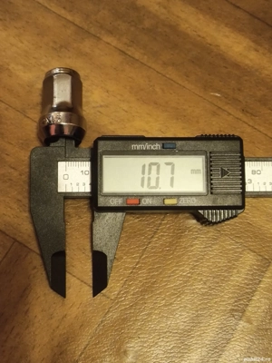 Set 20 piulite / Prezoane jante aliaj - imagine 4