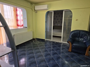 Apartament 4 camere, deosebit ,Zona linistita - imagine 3