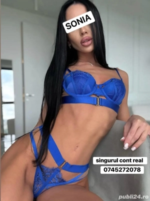 brunetă slim - imagine 5