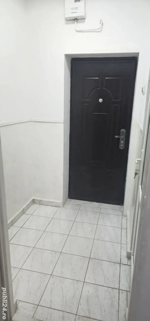 Garsionieră recent renovată - imagine 4