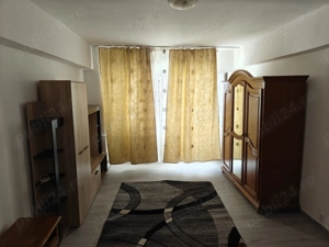 Inchiriez garsoniera decomandata, mobilata, zona buna - imagine 8