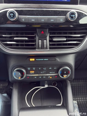 Vând Ford Kuga Vignale Hybrid 2023 - imagine 9