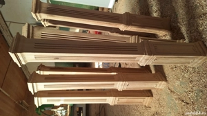 Stâlpi din lemn pentru scări 