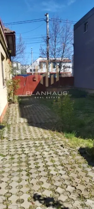 Casa tip duplex , str.Mihai Eminescu ,zona excelenta la strada principala - imagine 3