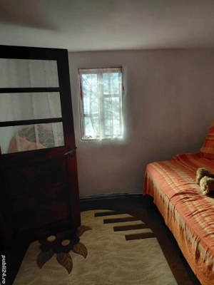 vand casa 3 camere,zona munte - imagine 8