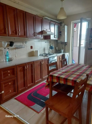 GIROC - 3 CAMERE - MOBILAT SI UTILAT - ZONA BUNA