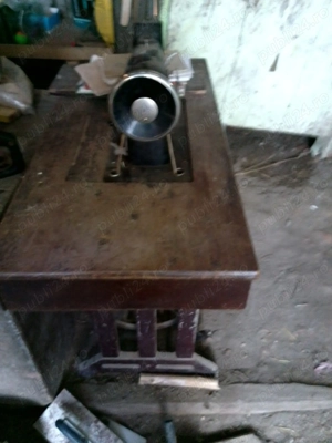 Van masina de cusut casnica 