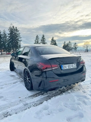 Mercedes A clas 2.0 sedan benzină 2019 - imagine 4