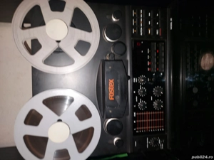 Magnetofon FOSTEX R20 .