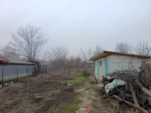 Casa cu curte si gradina - zona linistita si frumoasa - Poze noi - imagine 4