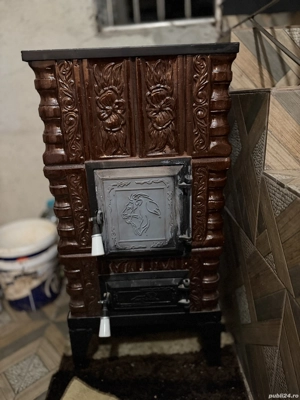 Vând Sobă de teracotă 