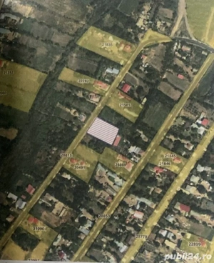 Teren intravilan de vânzare   Reviga, Ialomița 1.222 mp   utilități la poartă